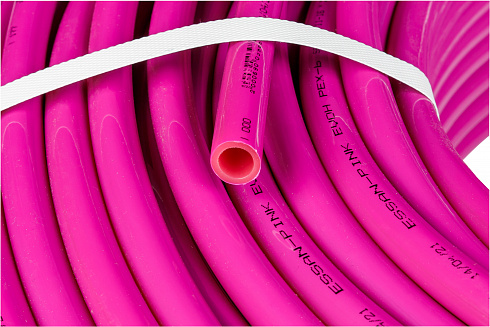 СТ Труба из сшитого полиэтилена ESSAN PINK EVOH PEX-b Ø16х2.2, фиолетовый, бухта 200м ГОСТ32415-2013