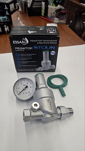Редуктор понижения давления мембранный с манометром ESSAN STOUN - 1/2"